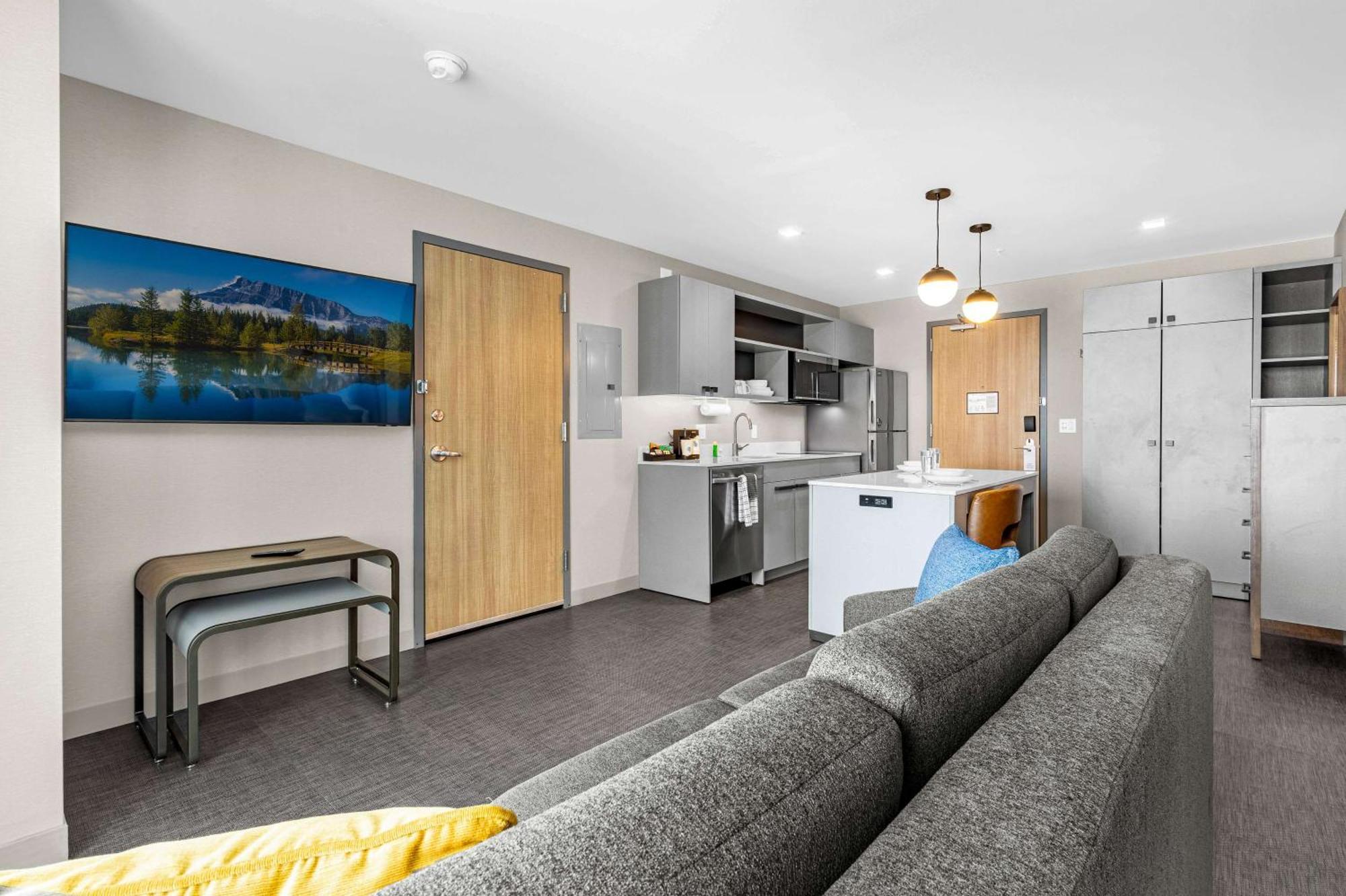 Homewood Suites By Hilton Colorado Springs Airport Exterior photo